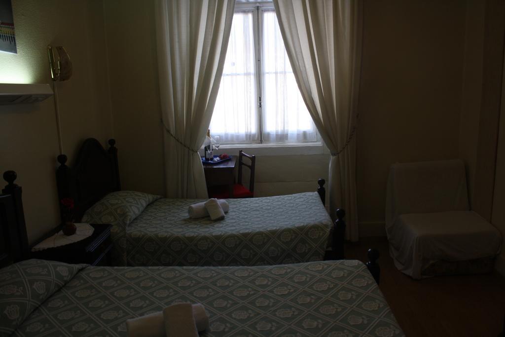 Pensao Residencial Estrela Do Mondego Hotel ลิสบอน ห้อง รูปภาพ