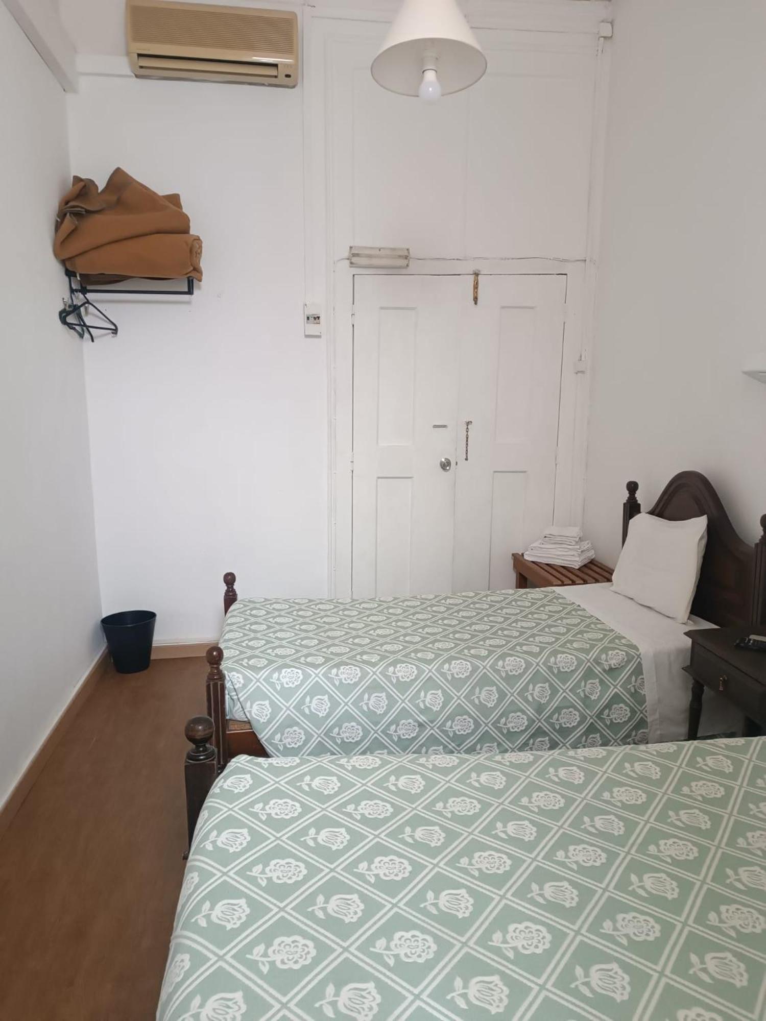 Pensao Residencial Estrela Do Mondego Hotel ลิสบอน ภายนอก รูปภาพ