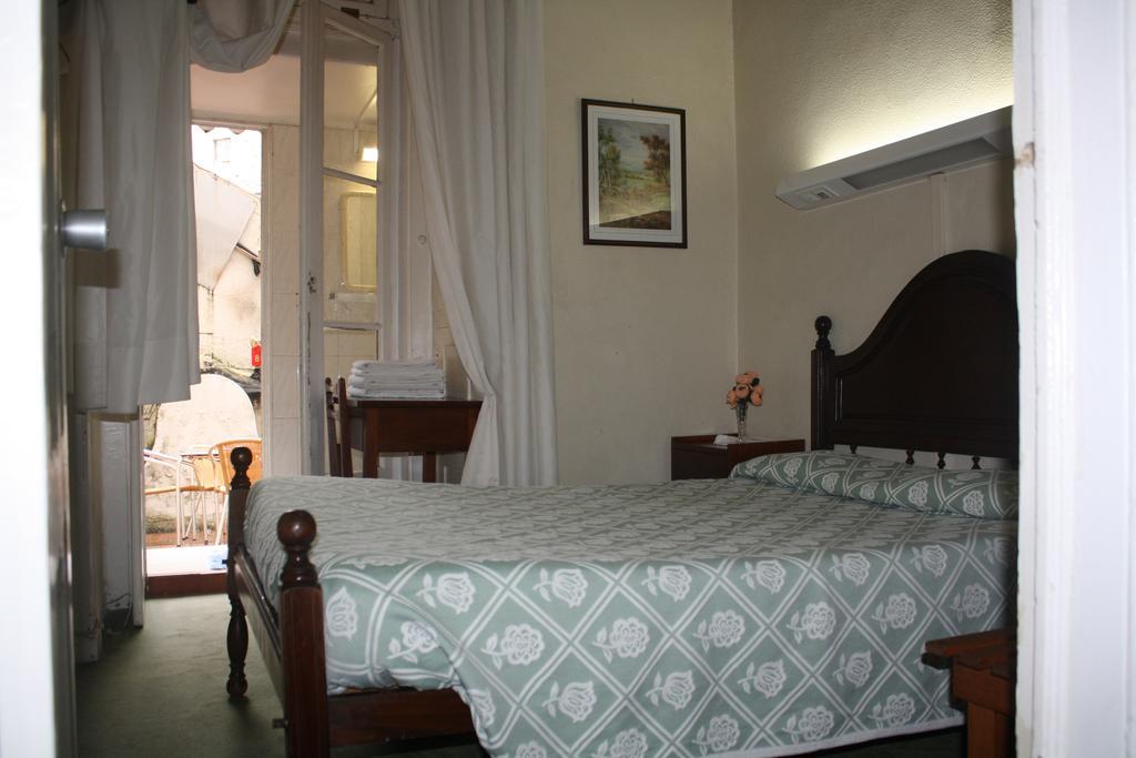 Pensao Residencial Estrela Do Mondego Hotel ลิสบอน ห้อง รูปภาพ
