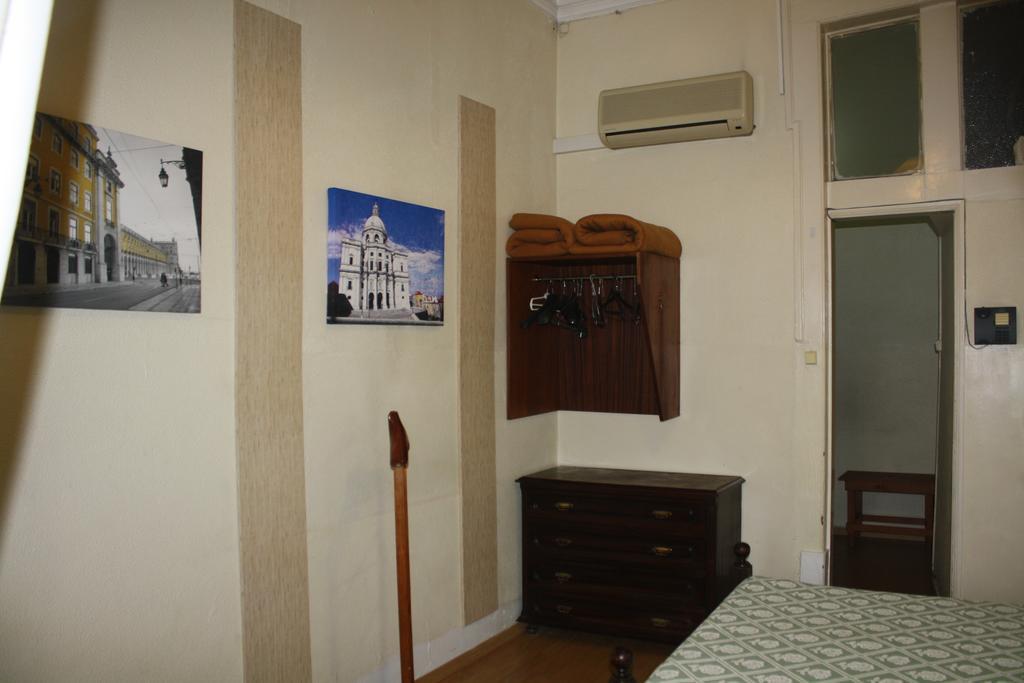Pensao Residencial Estrela Do Mondego Hotel ลิสบอน ห้อง รูปภาพ