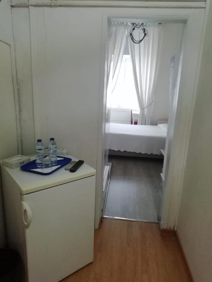 Pensao Residencial Estrela Do Mondego Hotel ลิสบอน ภายนอก รูปภาพ